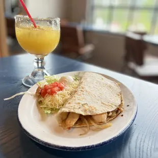 Quesadilla Texas &amp; Mango Margarita