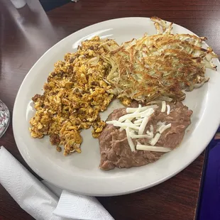 Bland hashbrowns, chorizo and beans