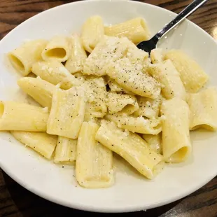 a plate of pasta