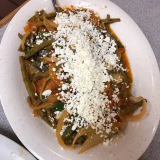 Nopalitos a la Mexicana