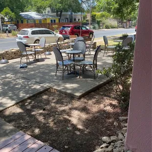 Outdoor shaded seating