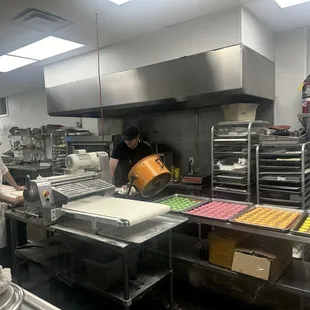 The kitchen with &quot;Charlie&quot;