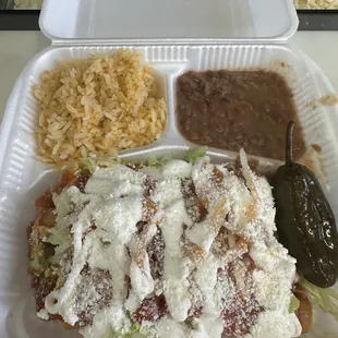 Flautas de pollo con arroz y frijoles!!!