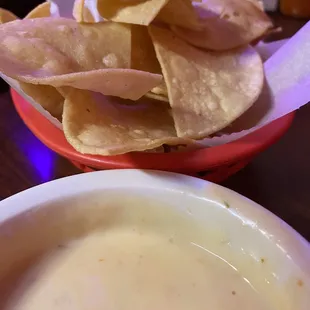 Delicious, queso and hot out the grease.