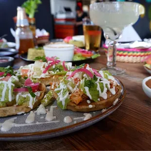 Sopes de Tinga
