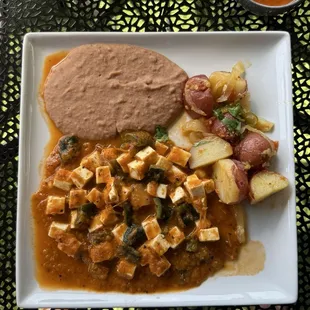 Salsa y queso plate