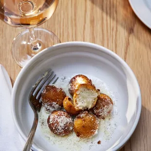 La Pecora Bianca SoHo Italian Restaurant. Lunch, Brunch, Dinner, Private Events, Group Dining, Outside Dining, Pasta, Wine, Vegetarian