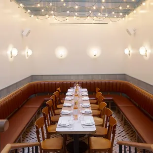 La Pecora Bianca SoHo Italian Restaurant. Lunch, Brunch, Dinner, Private Events, Group Dining, Outside Dining, Pasta, Wine, Vegetarian