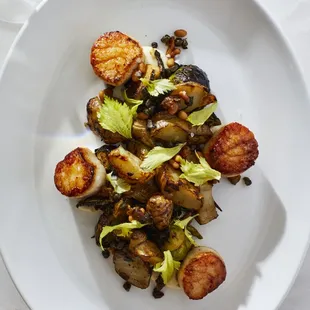 La Pecora Bianca SoHo Italian Restaurant. Lunch, Brunch, Dinner, Private Events, Group Dining, Outside Dining, Pasta, Wine, Vegetarian