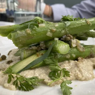 Charred Asparagus