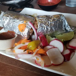 Burrito Callejero (Street Style Burrito)