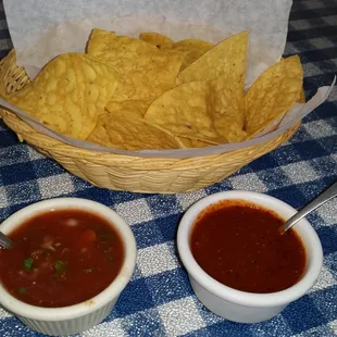 Chips y Salsa (Free) - 3 Stars
