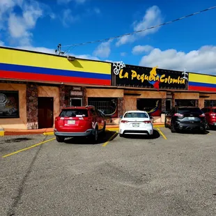 Jan 2023-- On Armenia, not too far down from Sligh Ave