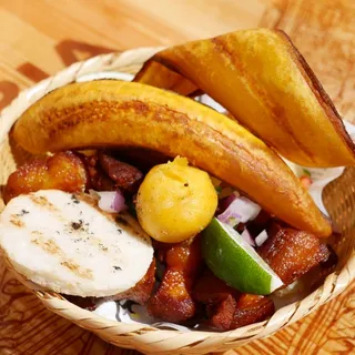 Antojito "La Pequeña"