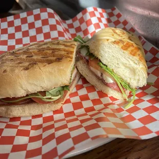 La Pergoletta Deli