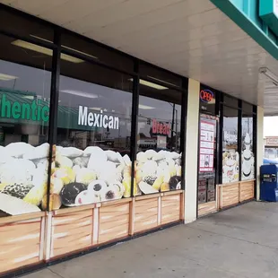 the outside of a restaurant