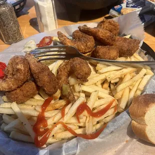 10 Piece Shrimps and Fries