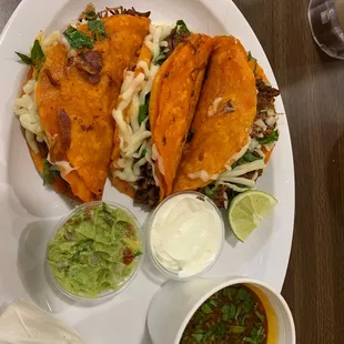 Quesabirria tacos