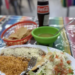 a plate of mexican food