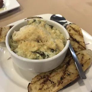 Artichoke crab dip