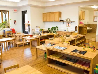 Raintree Montessori School