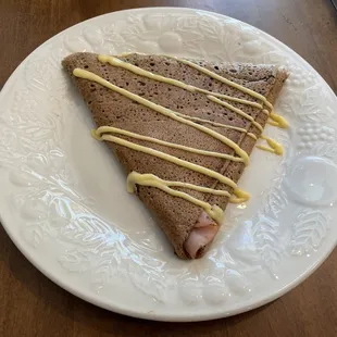 Ham and Gruyère crepe