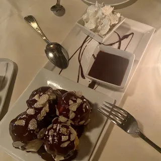 Profiterolles