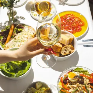 Silver Lake, Los Angeles pours: LA sunshine, sumptuous lunch, and fine wine.