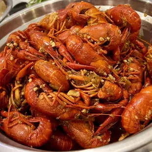 Live Crawfish  Garlic Butter Flavor and Spicy heat level