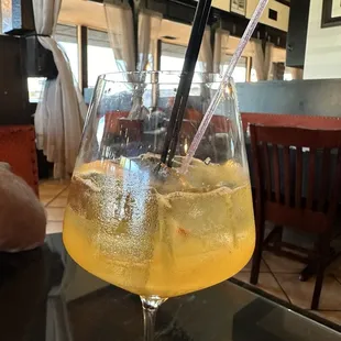 Peach martini with eldiflower