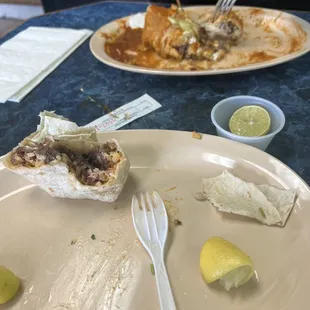 We order a cabeza burrito and a carnitas wet burrito!