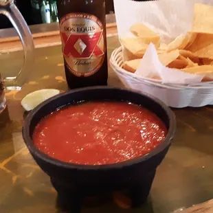 Yummy chips &amp; salsa