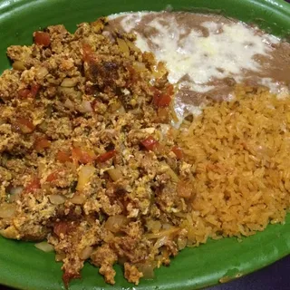 Huevos con Chorizo