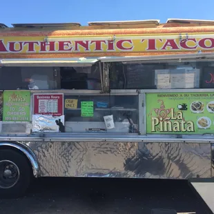 Man this place smells so good.   Let's see how it's tastes.