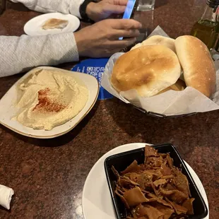 hummus and pita