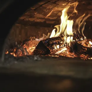 Wood-burning oven for Neapolitan pizza