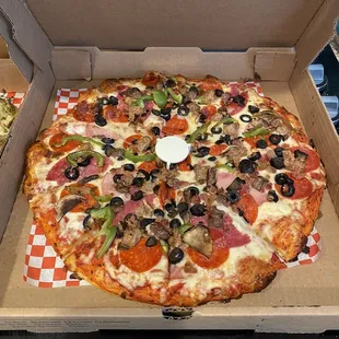 Deluxe Pizza