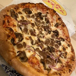 Medium Pizza - sausage, onion, and mushrooms