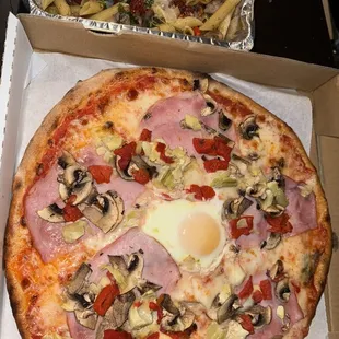 La pizzeria signature pizza