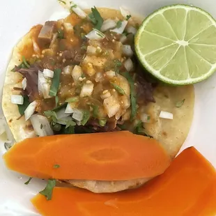 I can't tell from this pic but either lengua or cabeza taco