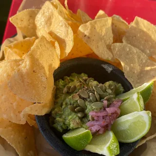 Guacamole Chips