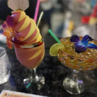 STRONG delicious drinks!!!!