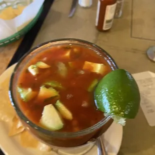 YUMMY Muy deliciosa shrimp cocktail!