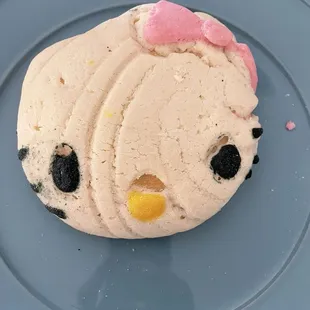 New to the area and found this place on yelp, decided to check it out, glad I did. Super fresh as very good! Also, howwwwww cute!!?