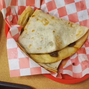 Quesadilla, with chorizo