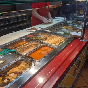 Live in action, flavor making!
