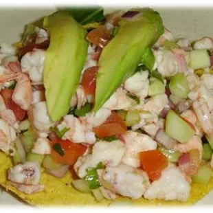 tostada de camarones