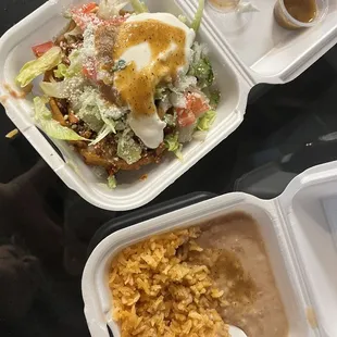 Sope with rice and beans