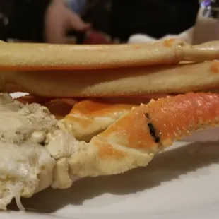 crab legs and crab legs