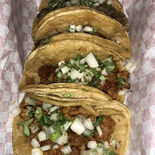 2 Al Pastor, 1 Chorizo and 1 Carne Asana taco!